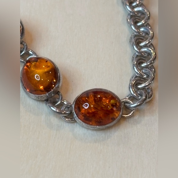 Amber and 925 sterling silver not sure if toggle clasp is silver. Size 6 3/4” - Picture 5 of 7